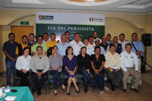 Festeja el ayuntamiento de Ciudad Madero a periodistas